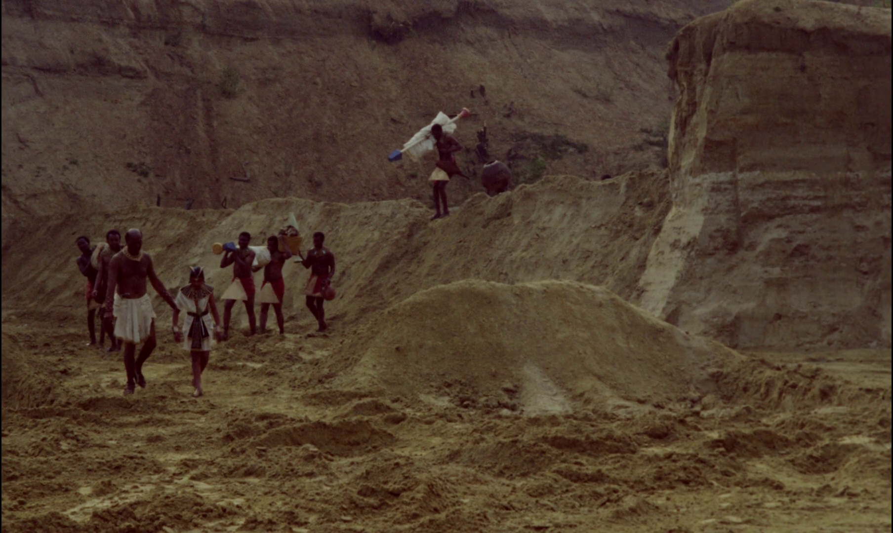 木乃伊的裹尸布 The.Mummys.Shroud.1967.1080p.BluRay.x264-GECKOS 6.56GB-2.png