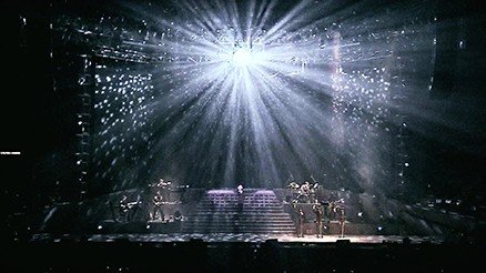 邓紫棋 (G.E.M) 2011 演唱会 BluRay.1080p.DTS.KARAOKE.x264-CHD 15.8G-5.jpg