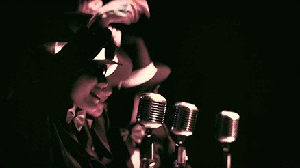 邓紫棋 (G.E.M) 2011 演唱会 BluRay.1080p.DTS.KARAOKE.x264-CHD 15.8G-6.jpg