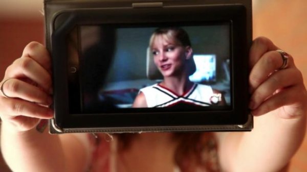 欢乐独唱团:3D演唱会 Glee.The.Concert.Movie.2011.1080p.BluRay.x264.DTS-FGT 6.11GB-4.png