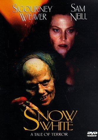 白雪公主/白雪魔后 Snow.White.A.Tale.of.Terror.1997.1080p.BluRay.X264-AMIABLE 9.83GB-1.jpg