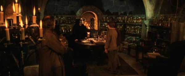 哈利·波特与密屋/哈利波特2:消失的密屋 Harry.Potter.and.the.Chamber.of.Secrets.2002.1080p.BluRay.x264.DTS-X.7.1-SWTYBLZ 14.24GB-7.jpg