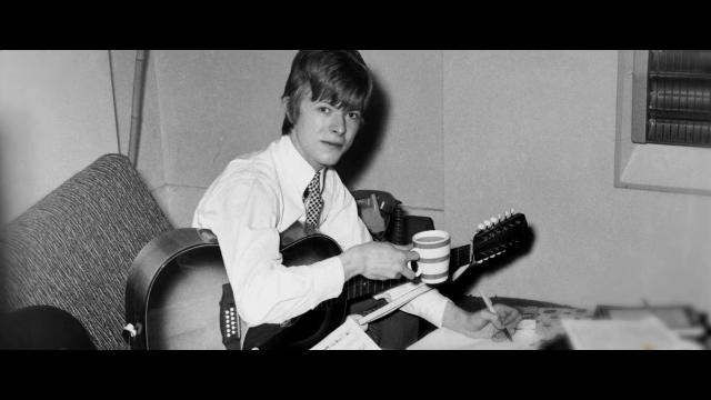大卫·鲍伊:前五年 David.Bowie.Finding.Fame.2019.1080p.WEBRip.x264-RARBG 1.81GB-4.png