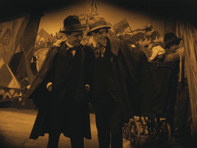 卡里加里博士的小屋 The.Cabinet.Of.Dr.Caligari.1920.GERMAN.1080p.BluRay.x264.DTS-FGT 7.02GB-4.png