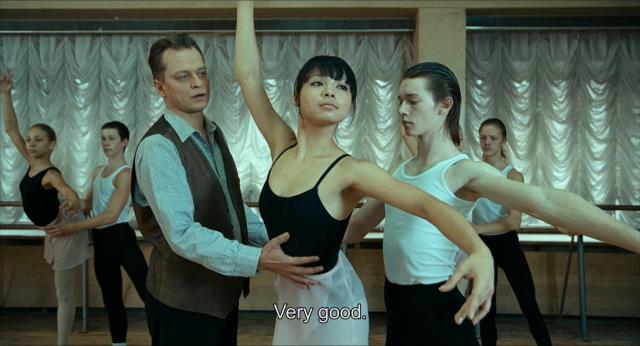 跳芭蕾舞的男孩 My.Dad.Baryshnikov.2011.1080p.AMZN.WEBRip.DDP2.0.x264-IGD 6.15GB-2.png