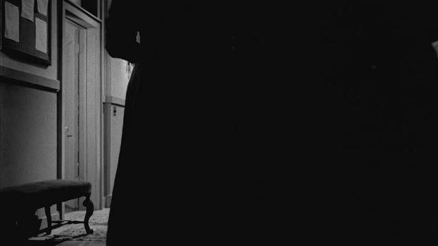 大破吸血僵尸集 Blood.Of.Dracula.1957.1080p.WEBRip.x264-RARBG 1.32GB-2.png