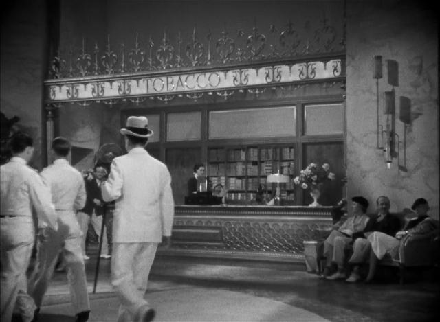 1935年淘金女郎 Gold.Diggers.of.1935.1935.1080p.WEBRip.x264-RARBG 1.81GB-2.png