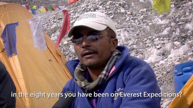 珠峰清道夫/另一种攀缘 Death.Zone.Cleaning.Mount.Everest.2018.1080p.WEBRip.x264-RARBG 1.92GB-2.png
